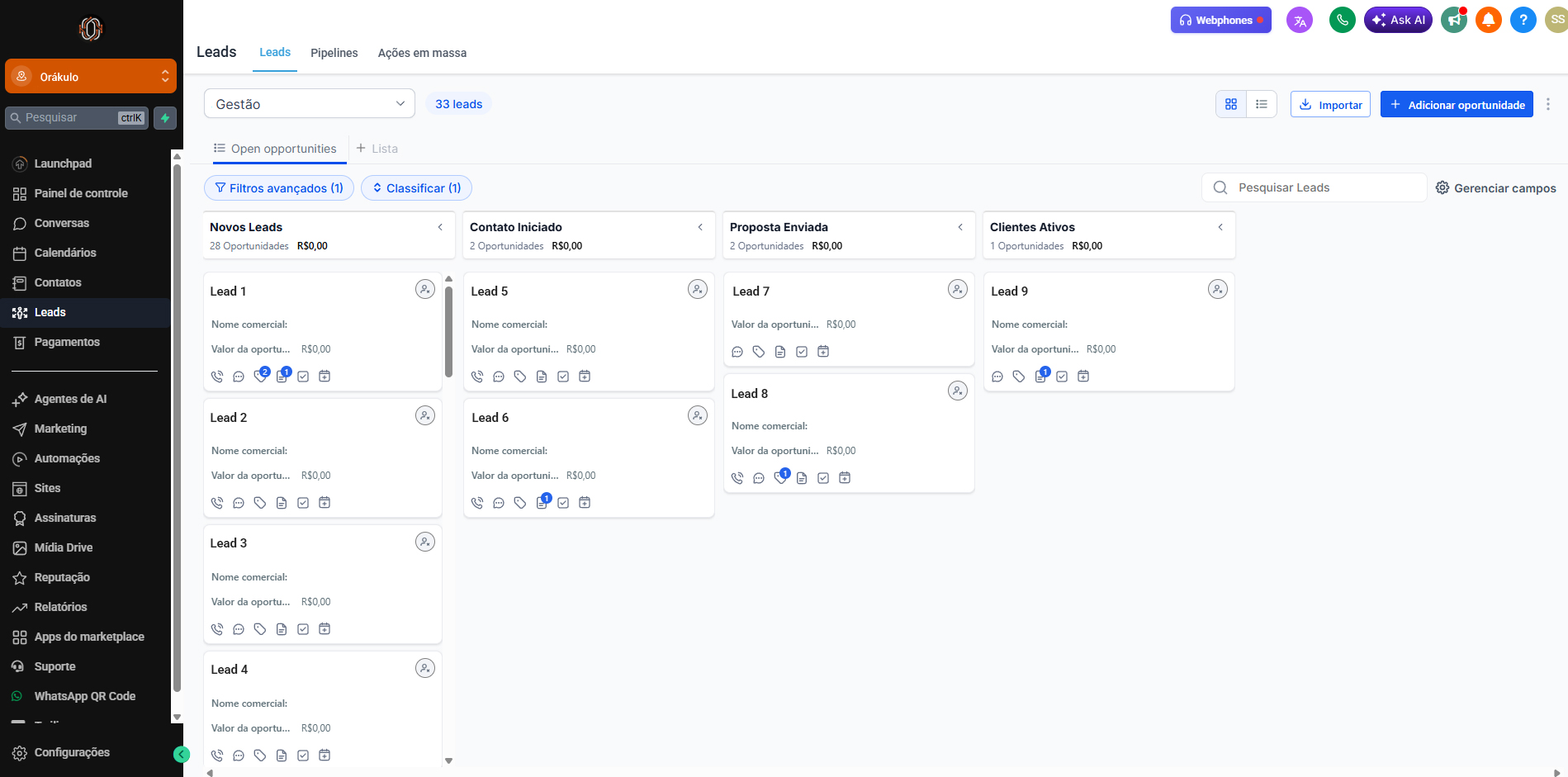 Pipeline CRM Orakulo — kanban de leads com etapas Novos Leads, Contato Iniciado, Proposta Enviada e Clientes Ativos